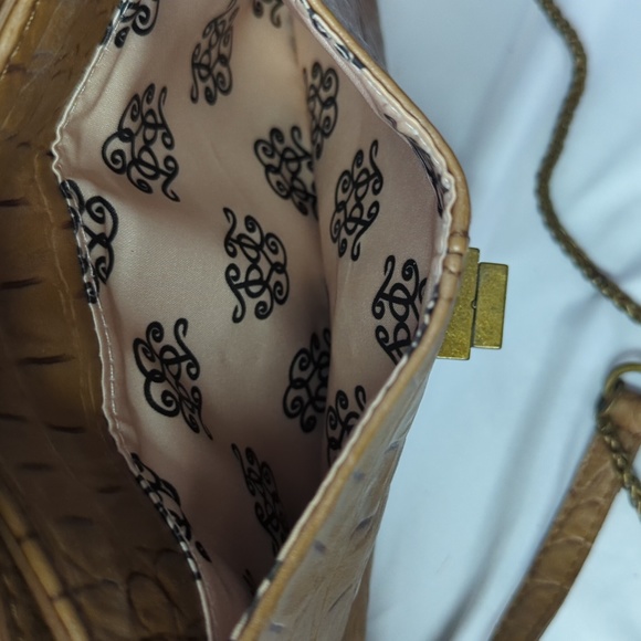 Jessica Simpson Faux Croc Clutch - Picture 14 of 16